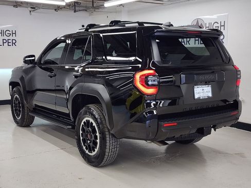 Used 2025 Toyota 4Runner 4WD image 14