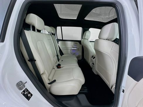 Certified 2026 Mercedes-Benz GLB 250 4MATIC image 27