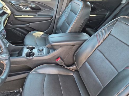 Used 2023 GMC Terrain AT4 AWD/4WD image 14