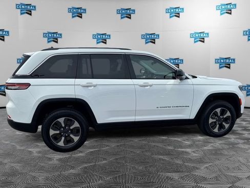 Used 2023 Jeep Grand Cherokee 4WD 4xe image 7