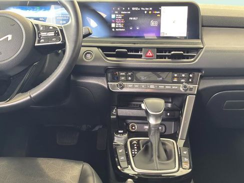 Used 2025 Kia Seltos EX w/ EX Sunroof Package FWD image 23