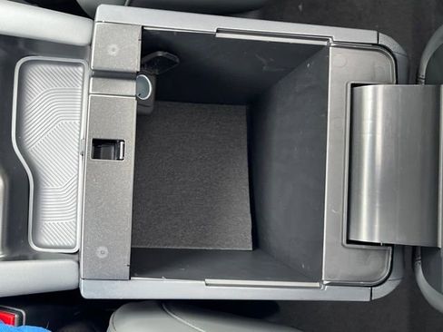 New 2026 Ford Explorer Active w/ Active Comfort Package image 24