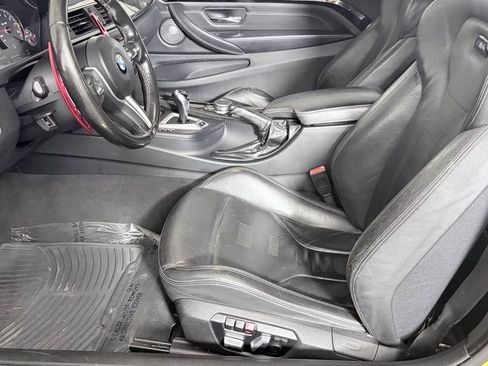 Used 2018 BMW M4 Coupe RWD image 14