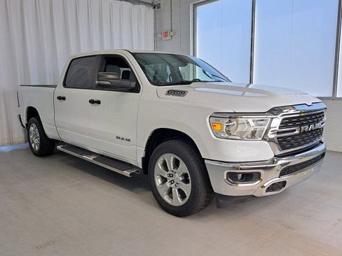 Used 2023 RAM 1500 Big Horn AWD/4WD image 4