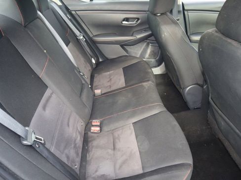 Certified 2025 Nissan Sentra SR FWD image 30