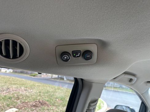 Used 2012 Toyota Sienna LE image 15