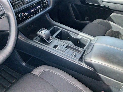 Certified 2024 Nissan Pathfinder S image 13