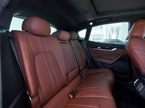 Used 2022 Maserati Levante Modena image 27