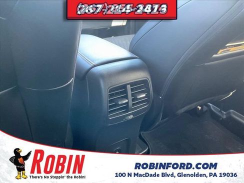 Used 2025 Ford Escape ST-Line Select AWD/4WD image 12
