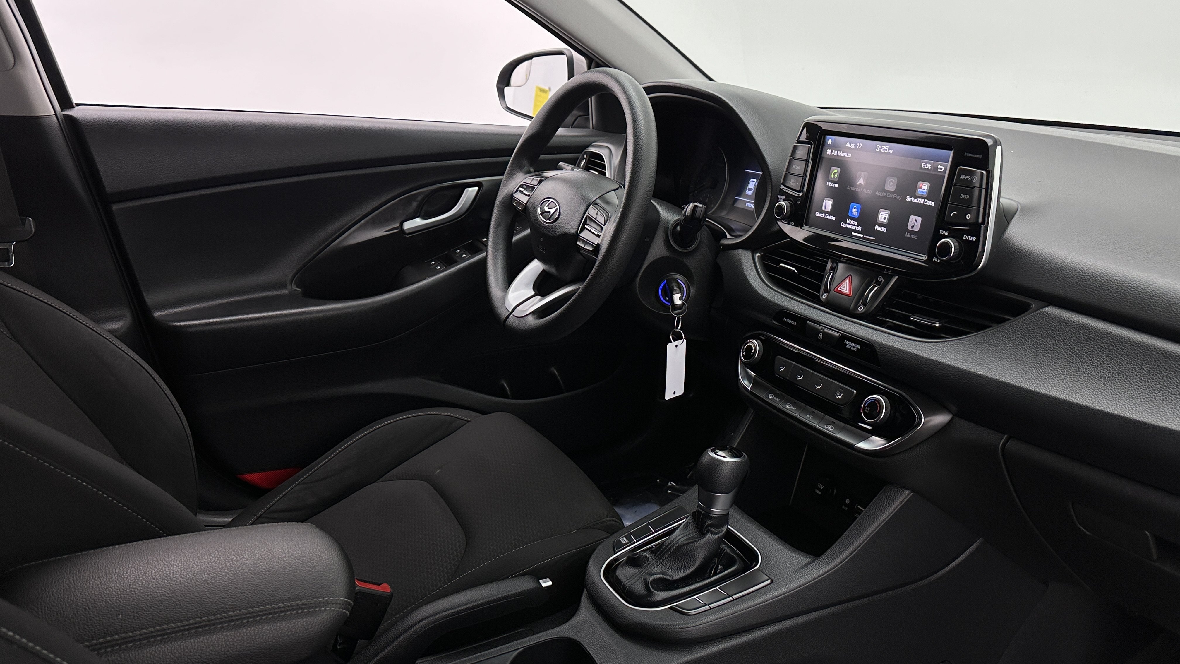 Used 2020 Hyundai Elantra GT FWD image 32