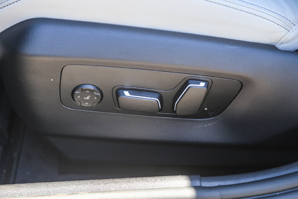 Used 2026 BMW M5 AWD/4WD image 18