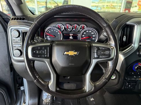 Used 2022 Chevrolet Silverado 1500 LT image 24