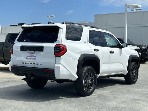 Certified 2026 Toyota 4Runner SR5 AWD/4WD image 3