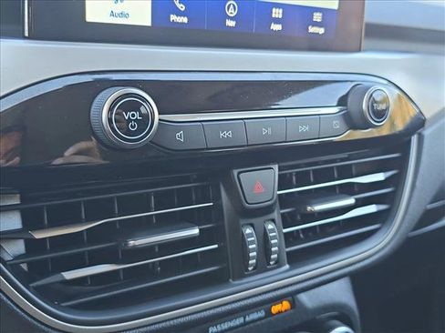 Used 2022 Ford Escape SEL w/ Technology Package image 14