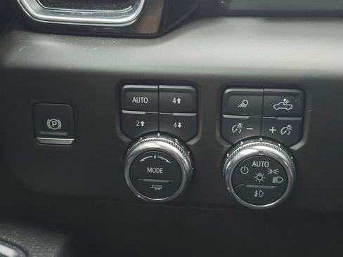 Certified 2025 GMC Sierra 1500 Denali w/ Denali Reserve Package image 34