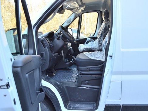 New 2026 RAM ProMaster 2500 w/ Premium Convenience Group image 14