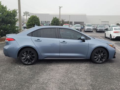 Used 2023 Toyota Corolla SE image 8
