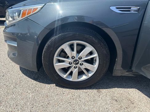 Used 2016 Kia Optima LX FWD image 26