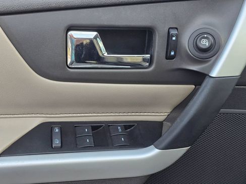 Used 2013 Ford Edge SEL AWD/4WD image 9