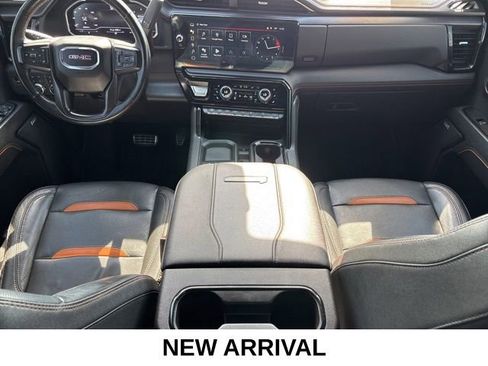 Used 2024 GMC Sierra 2500 AT4 w/ AT4 Premium Plus Package AWD/4WD image 15