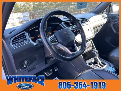 Used 2022 Volkswagen Tiguan SE R-Line image 15