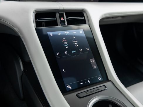 Certified 2025 Porsche Taycan image 24