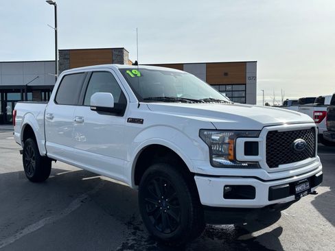 Used 2019 Ford F150 Lariat image 1
