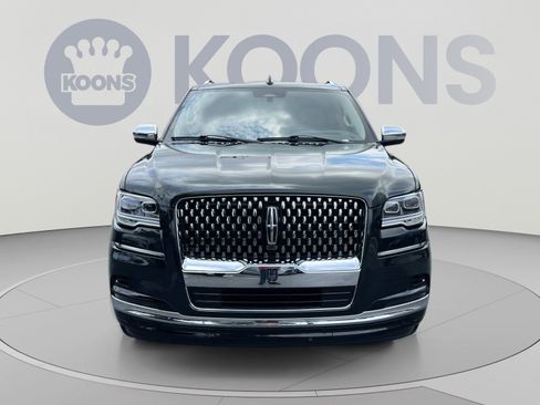 Used 2024 Lincoln Navigator L Black Label AWD/4WD image 11