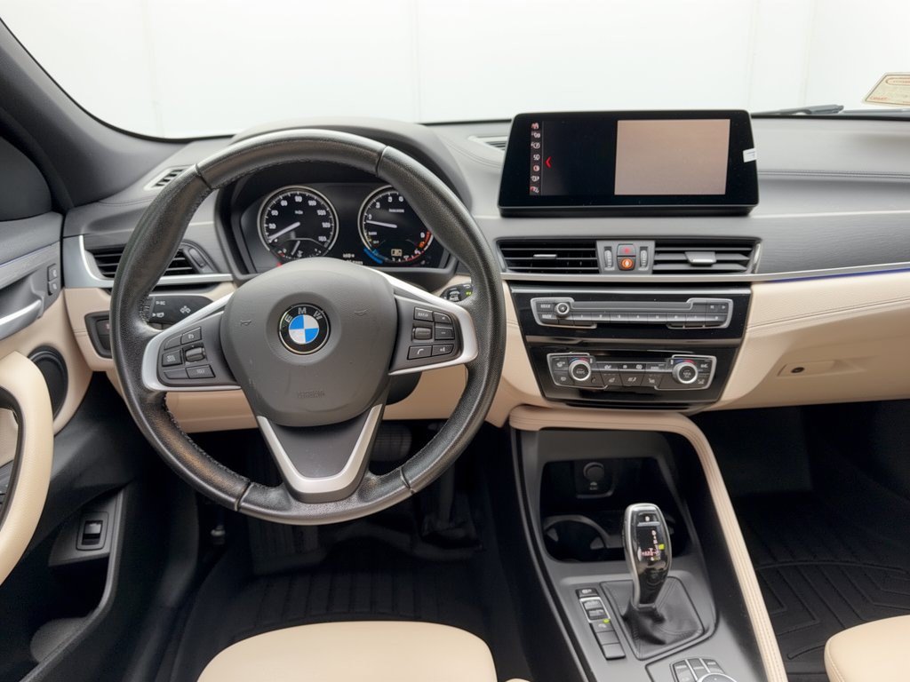 Used 2022 BMW X2 sDrive28i w/ Premium Package FWD image 17