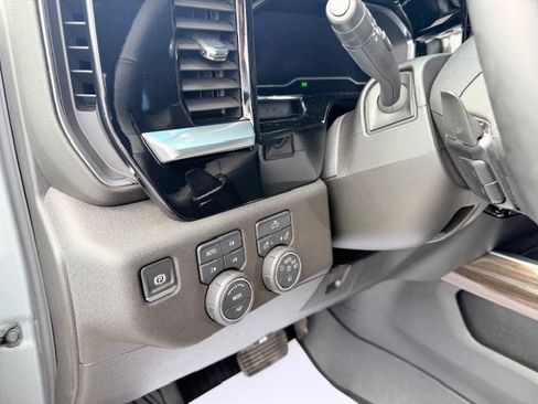 Used 2025 Chevrolet Silverado 1500 RST AWD/4WD image 12