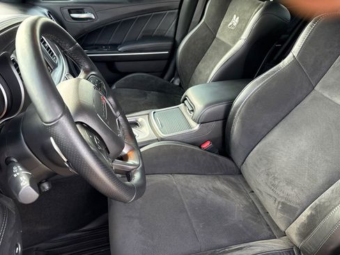 Used 2022 Dodge Charger Scat Pack RWD image 18