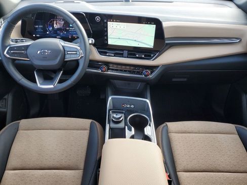 Certified 2025 Chevrolet Equinox ACTIV w/ Safety and Technology Package image 30