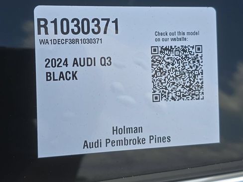 Certified 2024 Audi Q3 2.0T Premium w/ Convenience Package AWD/4WD image 30