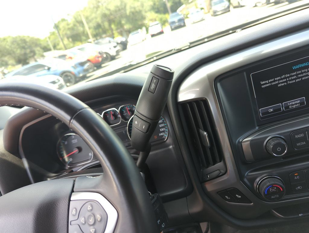 Used 2018 Chevrolet Silverado 1500 LT w/ All Star Edition AWD/4WD image 24