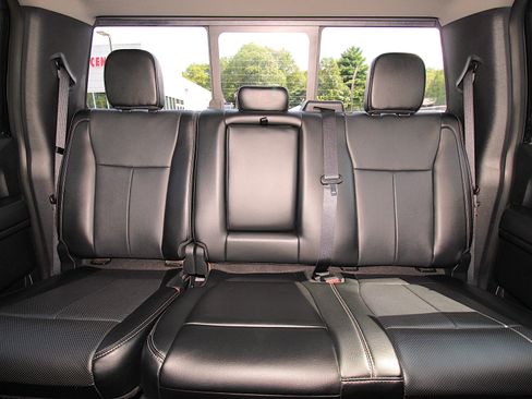 Used 2018 Ford F150 Lariat w/ Equipment Group 501A Mid image 35