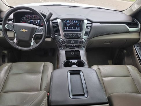 Used 2020 Chevrolet Suburban LT AWD/4WD image 9