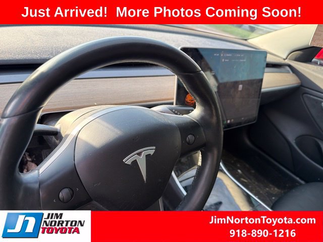 Used 2019 Tesla Model 3 Mid Range RWD image 10