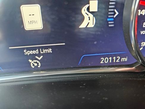 Used 2025 Chevrolet Blazer RS image 16