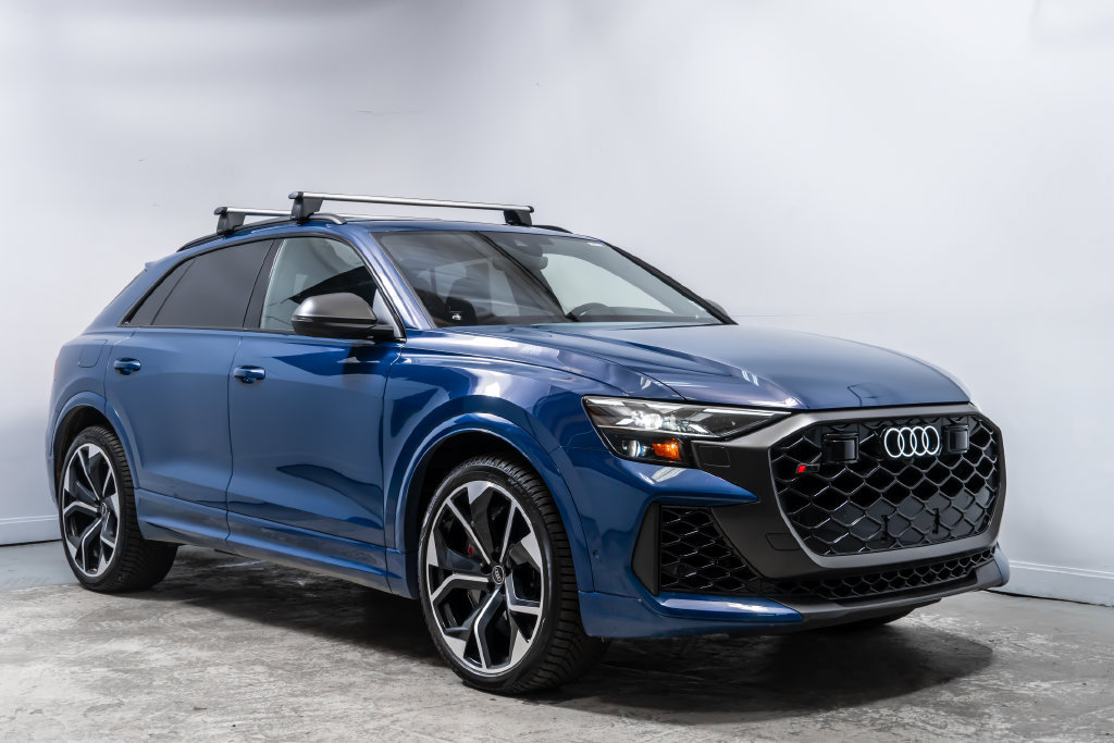Used 2026 Audi RS Q8 performance AWD/4WD image 9