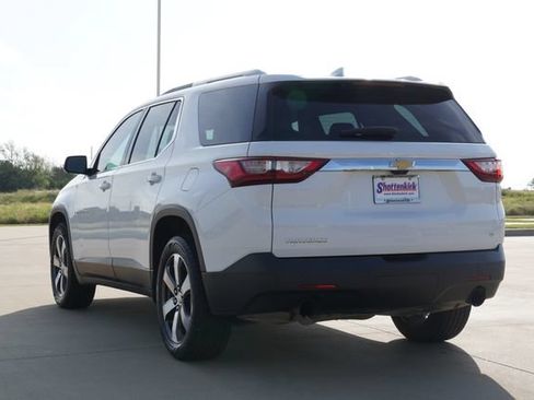 Used 2018 Chevrolet Traverse LT FWD image 6