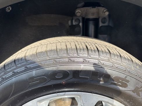 Used 2022 Ford Escape SE image 29