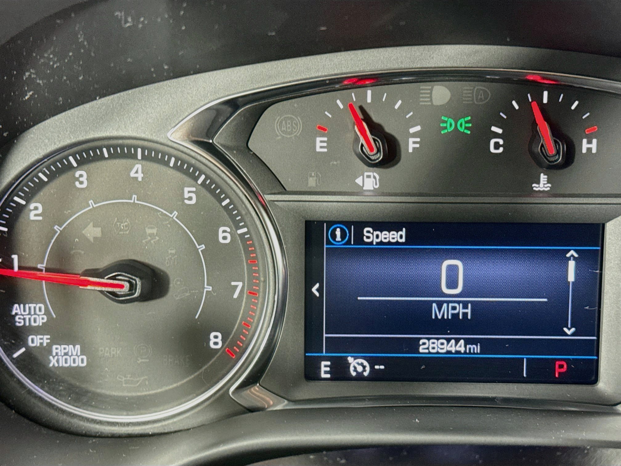 Used 2023 GMC Acadia SLE w/ Driver Convenience Package FWD image 12