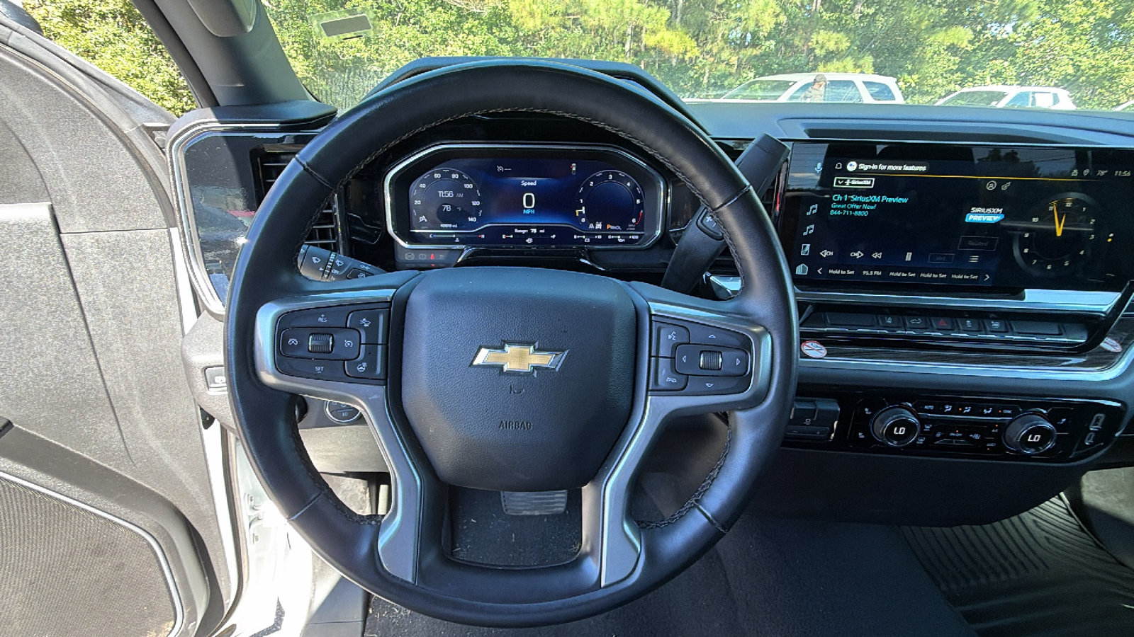 Used 2025 Chevrolet Silverado 2500 LT w/ Convenience Package AWD/4WD image 26