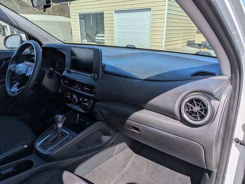 Used 2022 Hyundai Kona SEL w/ Cargo Package AWD/4WD image 26
