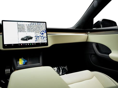 Used 2021 Tesla Model S Plaid AWD/4WD image 39