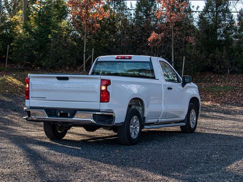 Used 2024 Chevrolet Silverado 1500 W/T w/ WT Fleet Convenience Package image 7