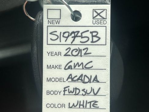 Used 2012 GMC Acadia SLE image 35