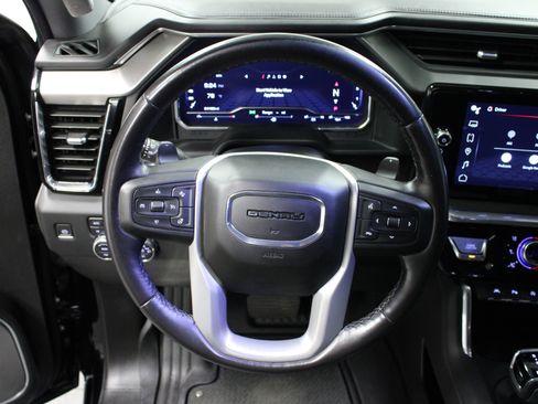 Used 2023 GMC Sierra 1500 Denali w/ Denali Reserve Package AWD/4WD image 17