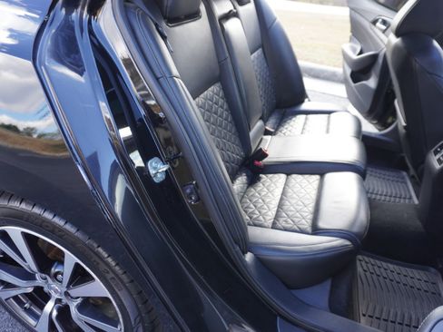 Used 2016 Nissan Maxima Platinum image 21