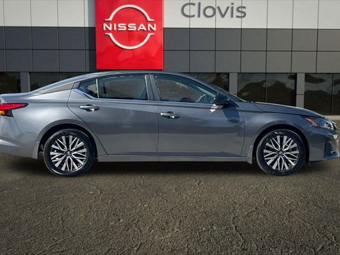 New 2026 Nissan Altima 2.5 SV image 9